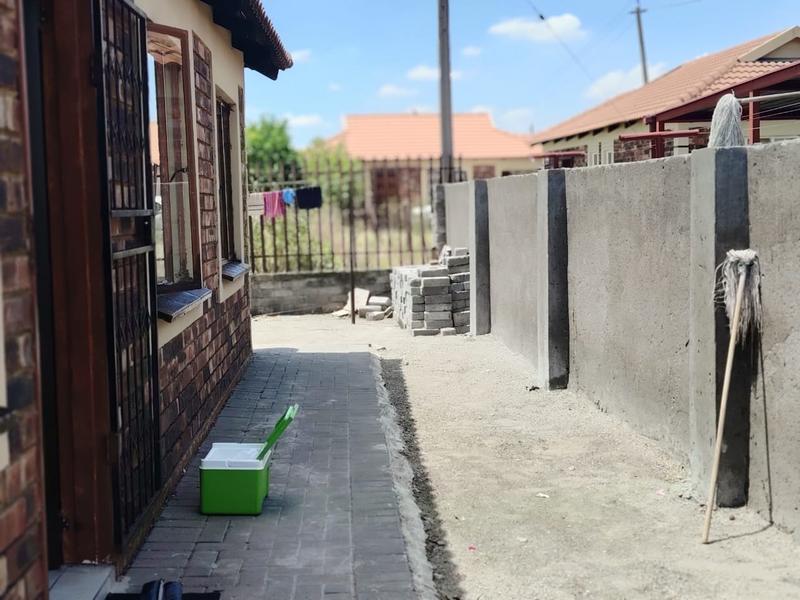 3 Bedroom Property for Sale in Seraleng North West